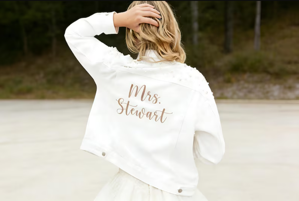 Custom Embroidered Bride Denim - Winter Clothing Clearance Sale บทวิจารณ์และราคา